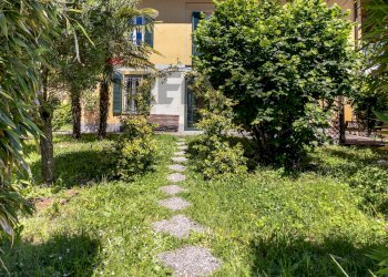 Giardino - Semi-detached house VIA MAZZINI
 
14, Brebbia - photo 60