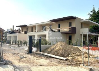 FACCIATA - Villa a Schiera VIA COSTANTINO IL GRANDE
 
5, Desenzano del Garda - foto 4