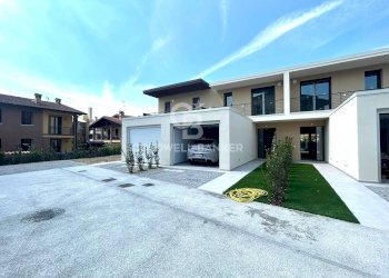 FACCIATA - Villa a Schiera VIA COSTANTINO IL GRANDE
 
5, Desenzano del Garda - foto 1