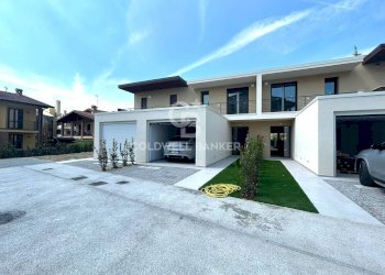 Foto 1 - Villa a Schiera VIA COSTANTINO IL GRANDE
 
5, Desenzano del Garda - foto 1