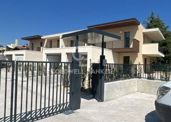 Foto 9 - Villa a Schiera VIA COSTANTINO IL GRANDE
 
5, Desenzano del Garda - foto 9