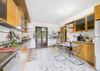 Cucina - Semi-detached house strada f, Roma - photo 14
