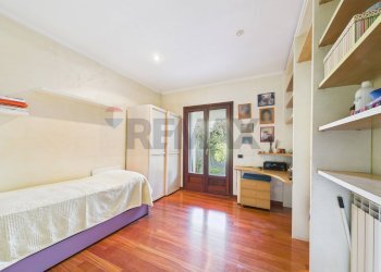 Camera / camera da letto - Semi-detached house strada f, Roma - photo 17
