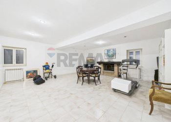 Sala da pranzo - Semi-detached house strada f, Roma - photo 29