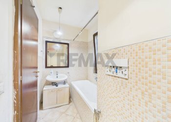Bagno - Terraced Villa via pierluigi nervi
 
74, Campagnano di Roma - photo 35