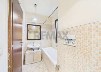 Bagno - Terraced Villa via pierluigi nervi
 
74, Campagnano di Roma - photo 36