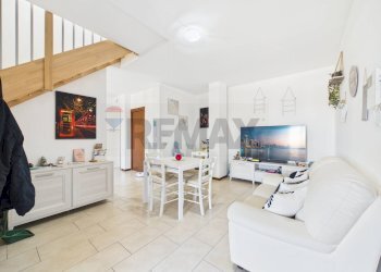 Sala da pranzo - Villa Bifamiliare via giuseppe impastato
 
35, Formello - foto 5
