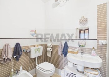 Bagno - Villa Bifamiliare via giuseppe impastato
 
35, Formello - foto 10
