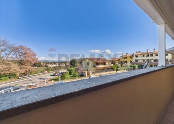 Balcone - Villa Bifamiliare via giuseppe impastato
 
35, Formello - foto 14