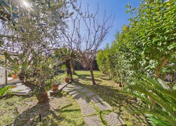 Giardino - Casa semi indipendente del frantoio
 
14, Formello - foto 8