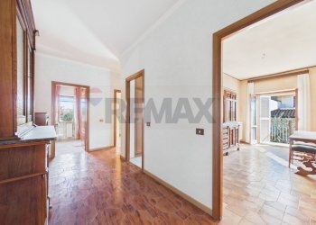 Hall / corridoio - Casa semi indipendente del frantoio
 
14, Formello - foto 17