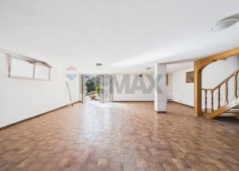 Stanza vuota - Casa semi indipendente del frantoio
 
14, Formello - foto 38
