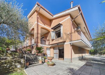 Casa all\'aperto - Casa semi indipendente del frantoio
 
14, Formello - foto 40