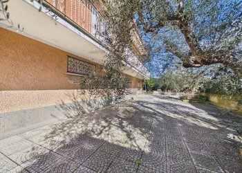 Edificio all\'aperto - Casa semi indipendente del frantoio
 
14, Formello - foto 42