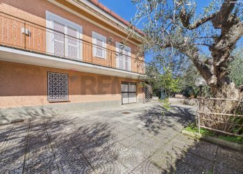 Edificio all\'aperto - Casa semi indipendente del frantoio
 
14, Formello - foto 44