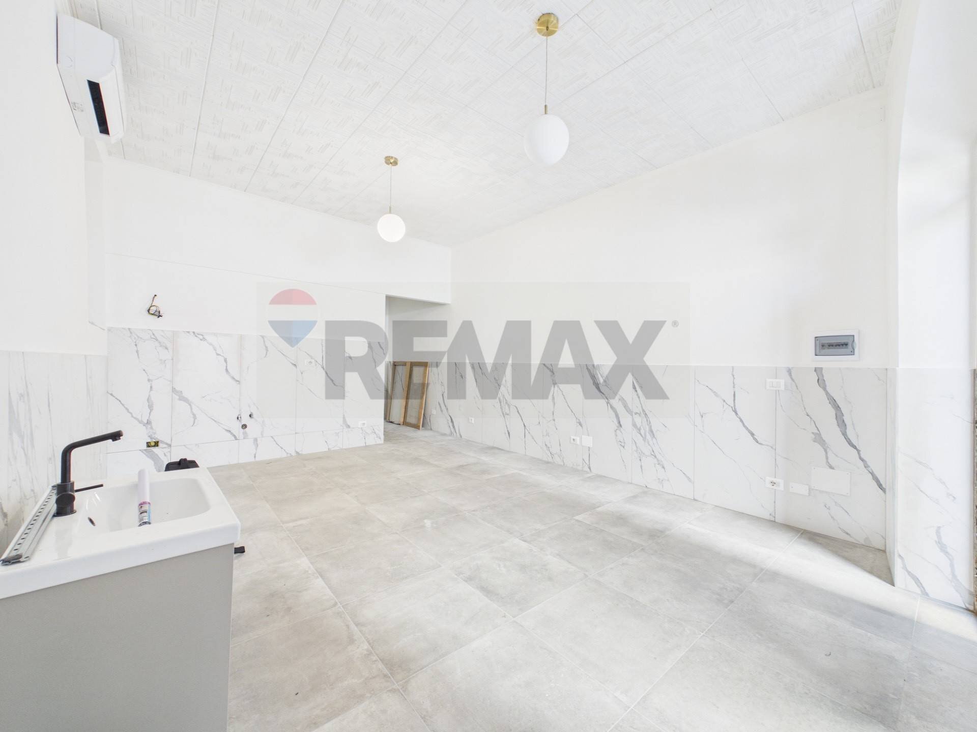 Stanza vuota - One-room apartment via cavallotti
5, Campagnano di Roma - photo 3