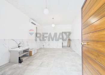 Stanza vuota - One-room apartment via cavallotti
 
5, Campagnano di Roma - photo 2