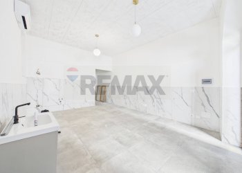 Stanza vuota - One-room apartment via cavallotti
 
5, Campagnano di Roma - photo 3