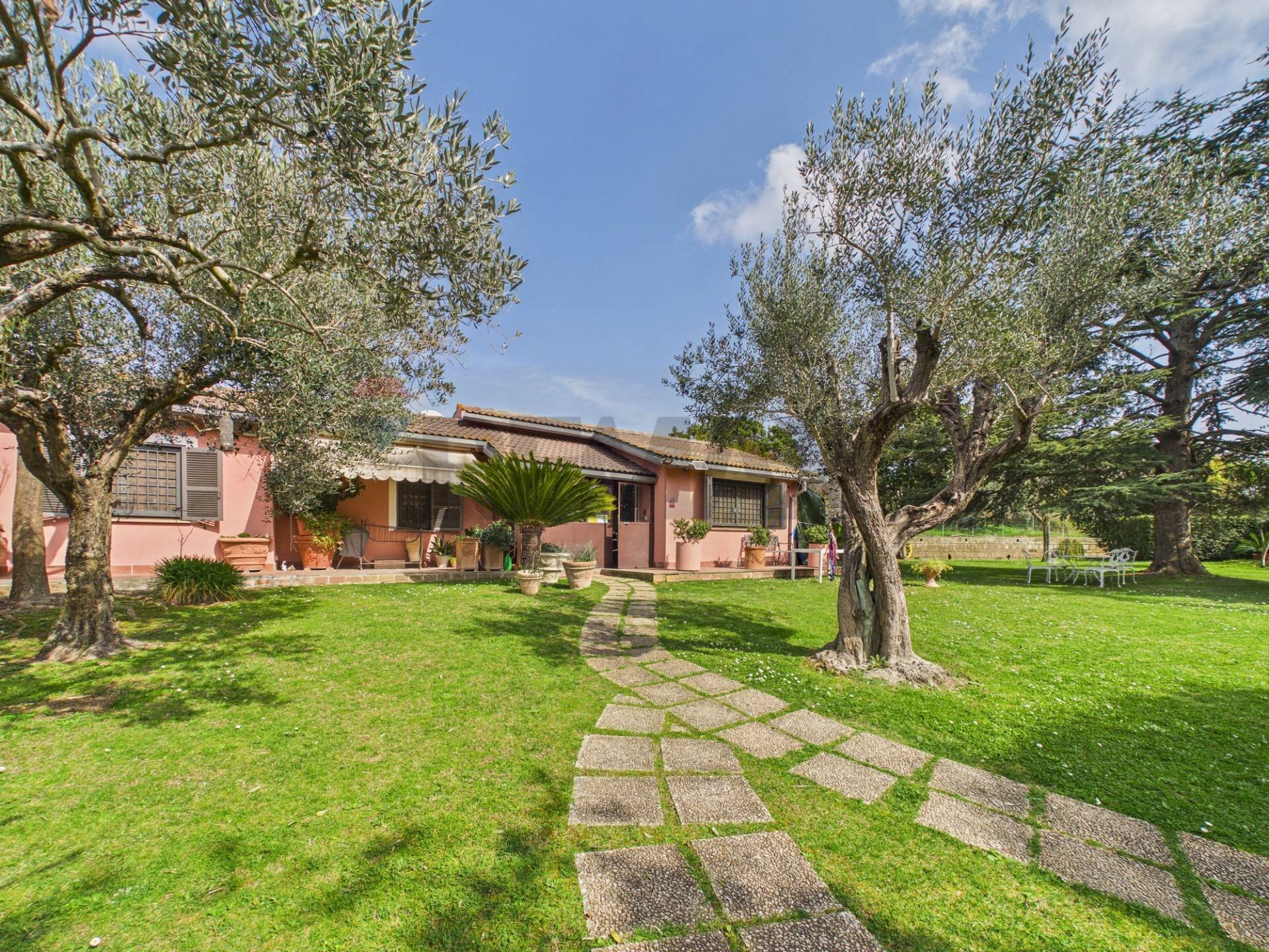 Giardino - Villa Via formellese nord
8700, Formello - photo 2