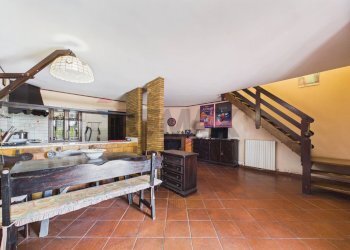 Camera / camera da letto - Villa Via formellese nord
 
8700, Formello - foto 12