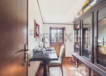 Sala da pranzo - Villa Via formellese nord
 
8700, Formello - foto 15