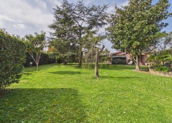 Giardino - Villa Via formellese nord
 
8700, Formello - foto 19