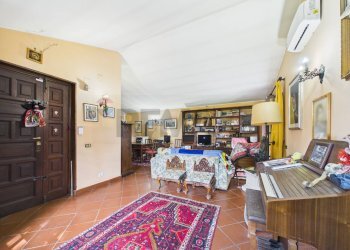 Soggiorno - Villa Via formellese nord
 
8700, Formello - foto 30