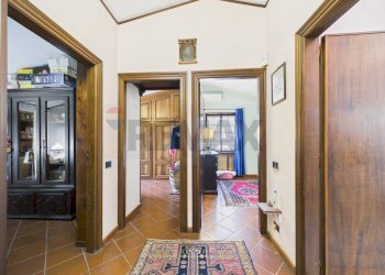 Hall / corridoio - Villa Via formellese nord
 
8700, Formello - foto 35