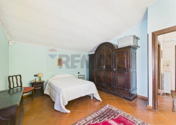Camera / camera da letto - Villa Via formellese nord
 
8700, Formello - foto 36