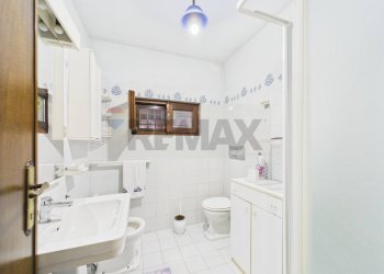 Bagno - Villa Via formellese nord
 
8700, Formello - foto 41