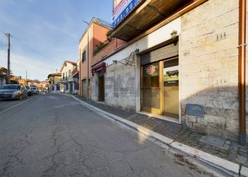 Edificio all\'aperto - Commercial Premises Via della Villa
45, Formello - photo 11