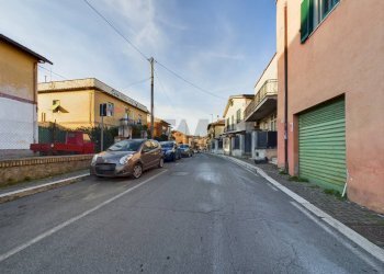 Edificio all\'aperto - Commercial Premises Via della Villa
45, Formello - photo 13