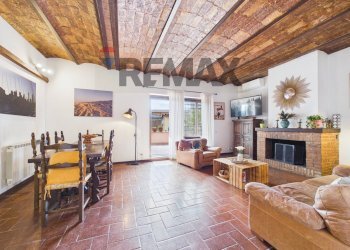 Sala da pranzo - Three-room apartment VIA MONTE DELLE GUGLIE
 
11, Morlupo - photo 8