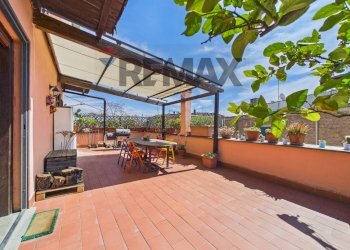 Terrazza - Three-room apartment VIA MONTE DELLE GUGLIE
 
11, Morlupo - photo 9