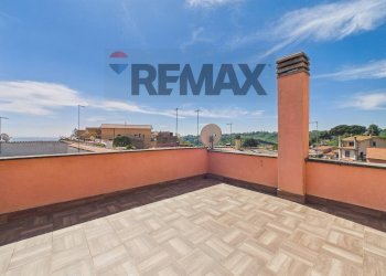 Terrazza - Three-room apartment VIA MONTE DELLE GUGLIE
 
11, Morlupo - photo 20