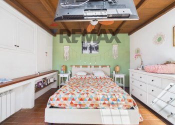 Camera / camera da letto - Three-room apartment VIA MONTE DELLE GUGLIE
 
11, Morlupo - photo 23