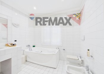 Bagno - Apartment Via per Magliano
 
4, Sacrofano - photo 9