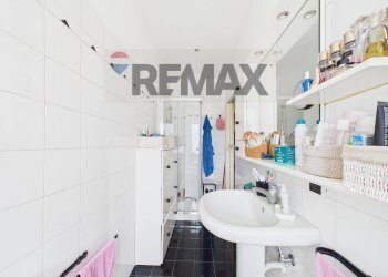 Bagno - Apartment Via per Magliano
 
4, Sacrofano - photo 14