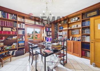 Sala da pranzo - Villa Via Giovanni Battista Pergolesi, Nepi - photo 15