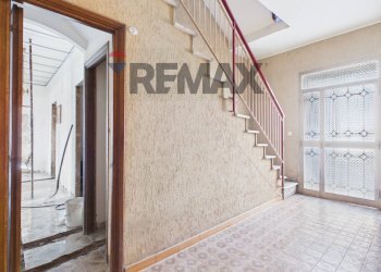 Scale - Three-room apartment Via Risorgimento
 
28, Sacrofano - photo 34