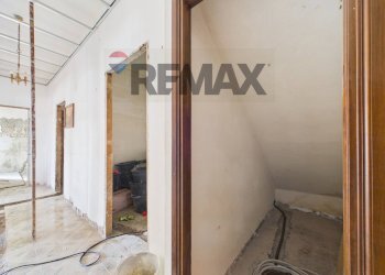 Hall / corridoio - Three-room apartment Via Risorgimento
 
28, Sacrofano - photo 35