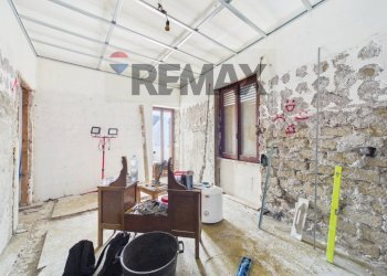 Sala da pranzo - Three-room apartment Via Risorgimento
 
28, Sacrofano - photo 41