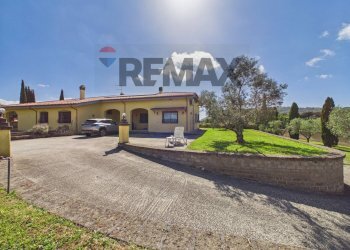 Casa all\'aperto - Semi-detached house strada di macchiano
 
2, Campagnano di Roma - photo 12