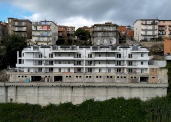 Edificio all\'aperto - Three-room apartment via a gramsci, Morlupo - photo 1