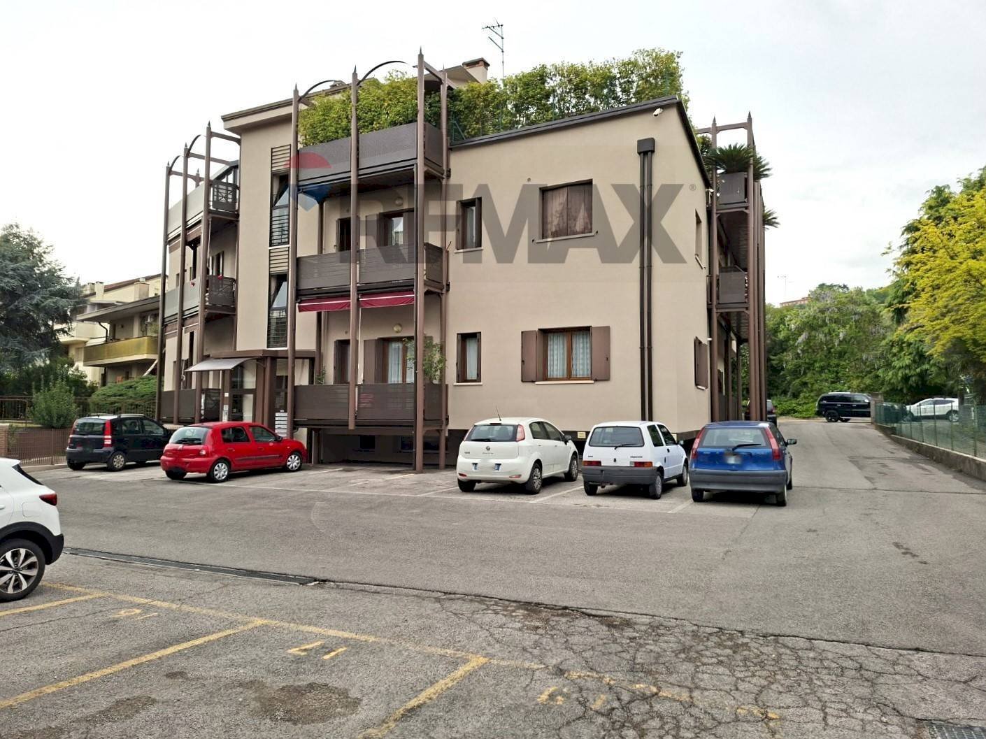 Edificio all\'aperto - Trilocale Viale XXIV Maggio
48, Conegliano - foto 3