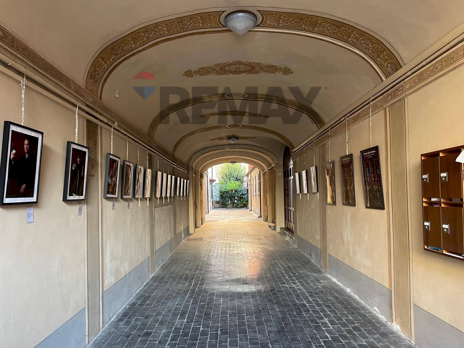 Ricezione / Lobby - Commercial Activity Via Roma
39, Reggio nell'Emilia - photo 3