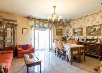 Sala da pranzo - Appartamento via Trani
 
59, Modica - foto 8