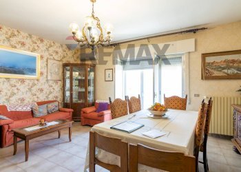 Sala da pranzo - Appartamento via Trani
 
59, Modica - foto 10
