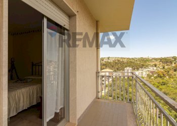 Balcone - Appartamento via Trani
 
59, Modica - foto 24