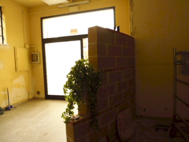Foto 1 - Attività Commerciale via Tosco Romagnola
 
153, Cascina - foto 1